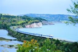 The Bras d'Or Scenic Train - Photo Credit: Nova Scotia Department of Tourism & Culture